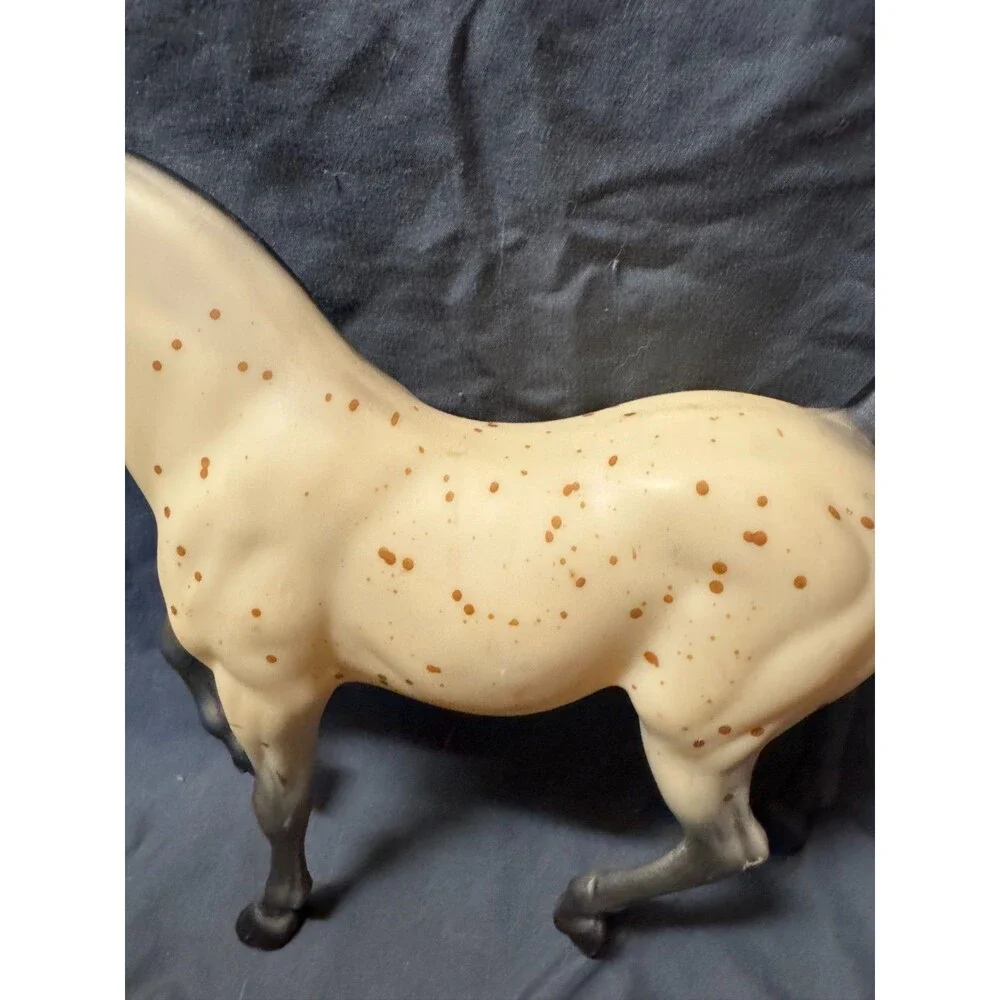 Breyer vintage ara
